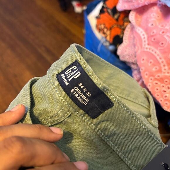 New Gap pants - Picture 4 of 5